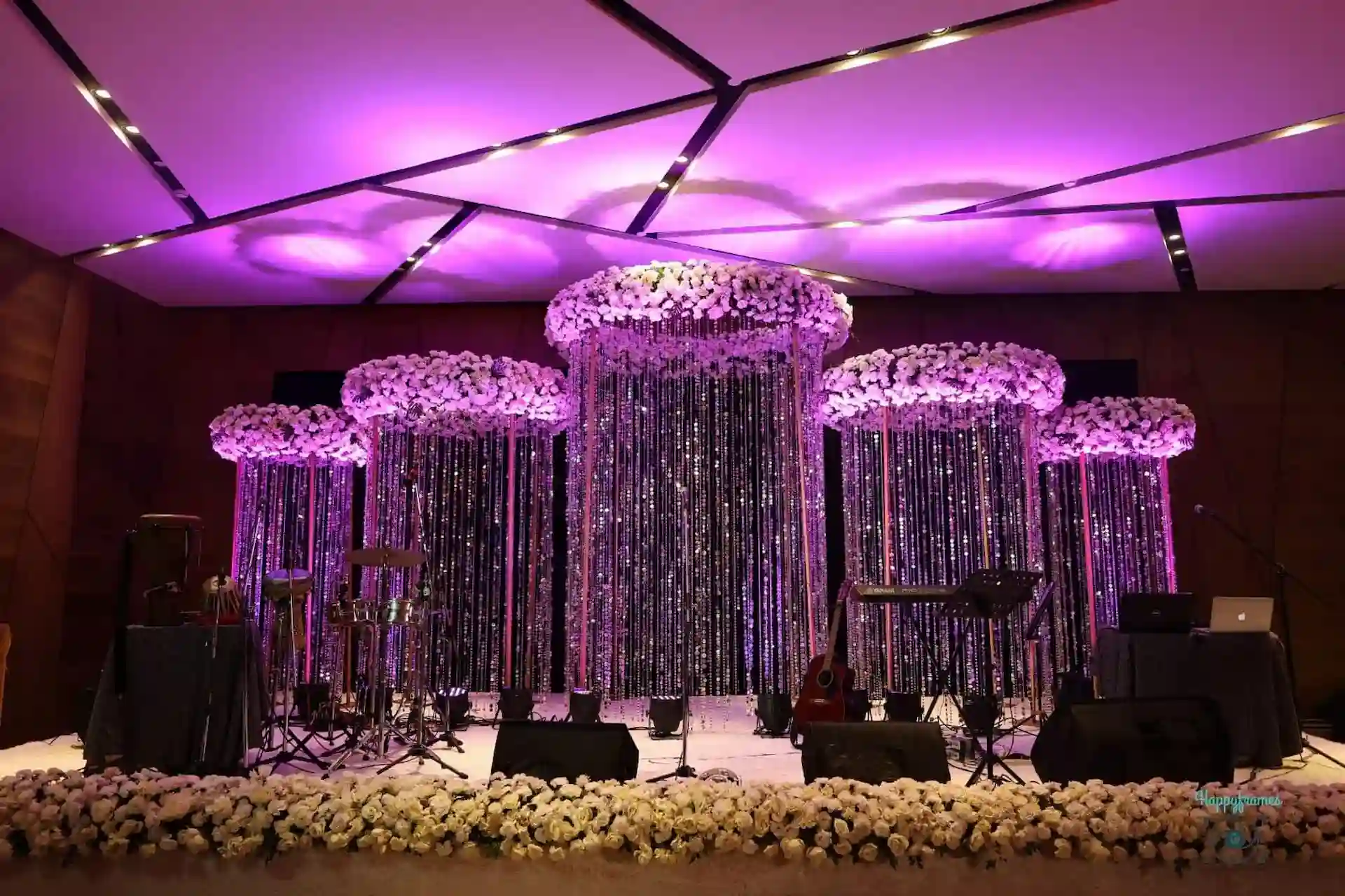 Radisson Blu, Mumbai International Airport Stage Area